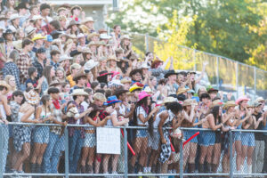 Hawks, Mohigans team up off of the field for a good cause